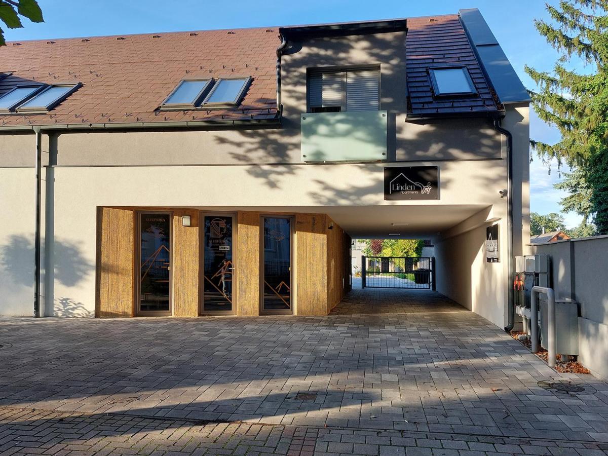Linden Apartman 001 - Adults Only Mosonmagyaróvár المظهر الخارجي الصورة